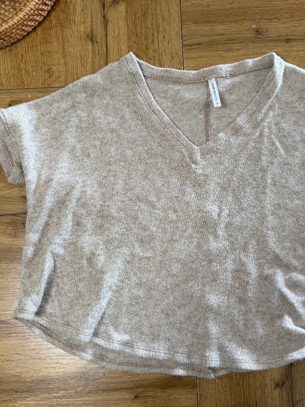 Lulus cropped shirt